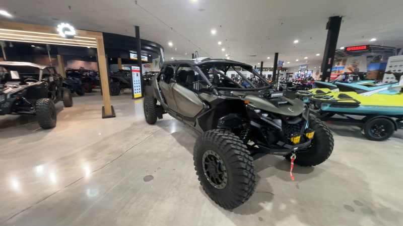 New 2026 Can-Am MAVERICK R MAX X RC WITH SMART-SHOX 999T DCT Image 8