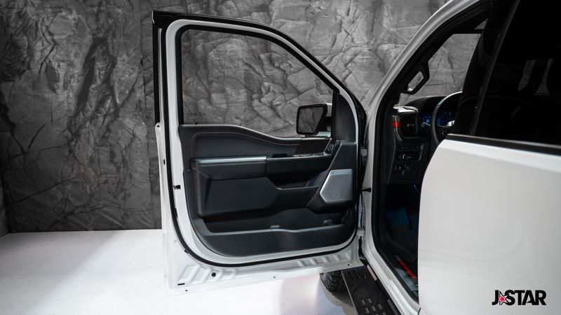 2024 Ford F-150 Raptor photo 4
