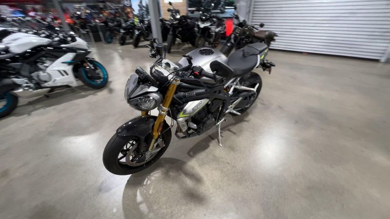 Used 2023 Triumph STREET TRIPLE 1200 RS Image 4