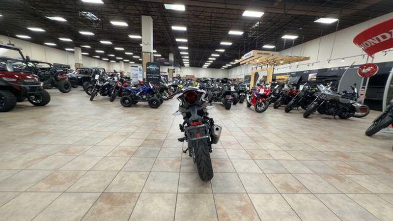 Used 2025 CFMOTO 300SS CF300-5US Image 7