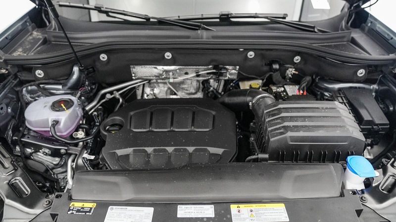 2025 Volkswagen Atlas 2.0T SE w/TechnologyImage 12