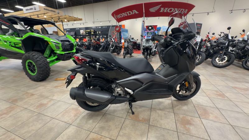 New 2026 Yamaha Xmax Image 9