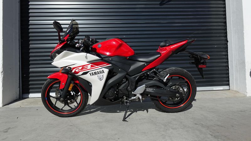 Used 2015 Yamaha YZF R3 
