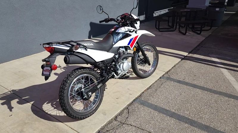 New 2025 Honda XR150L Image 3