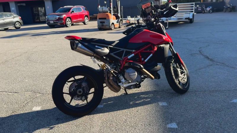 Used 2020 Ducati HYPERMOTARD 950 Image 9