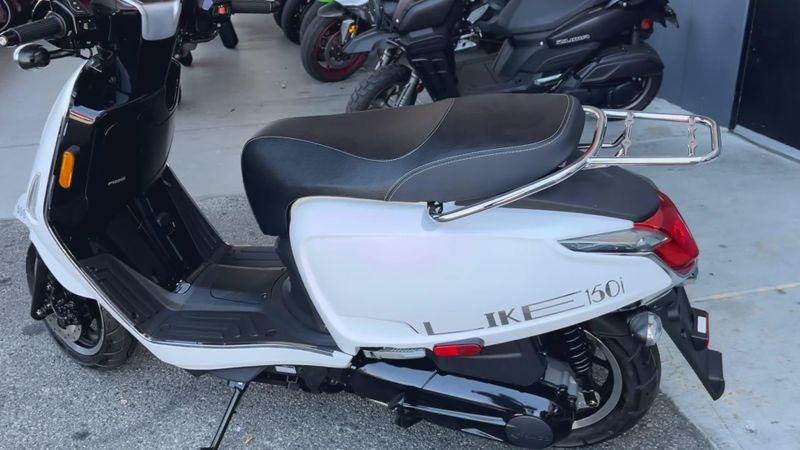 New 2023 Kymco LIKE 150I ABS Image 9