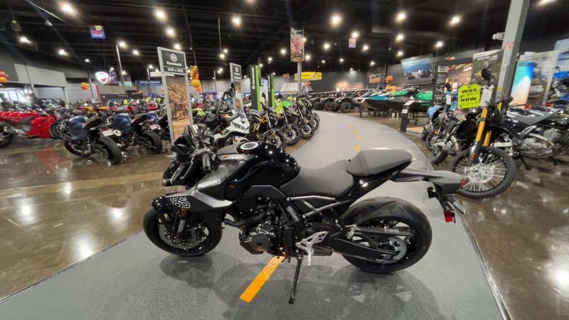 New 2026 Suzuki GSX-8S Image 5