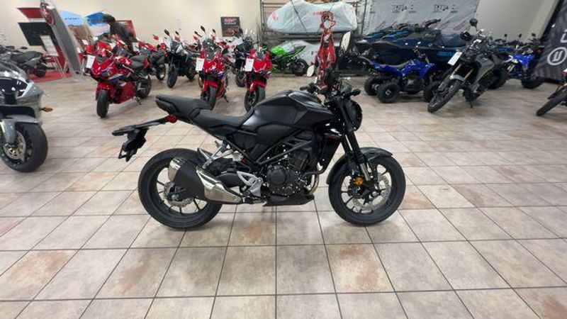 New 2026 Honda CB300R ABS Image 5