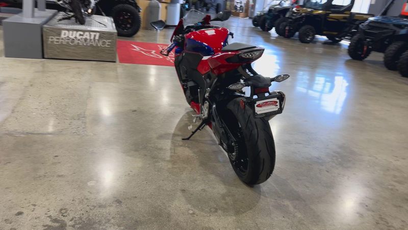 2024 Honda CBR1000RR  in a RED exterior color. Del Amo Motorsports of Redondo Beach (424) 390-7811 delamomotorsports.com 