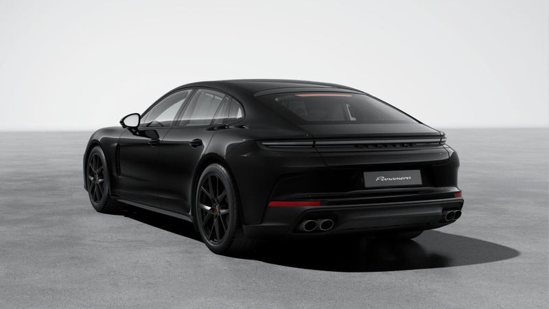 2025 Porsche Panamera 4Image 3