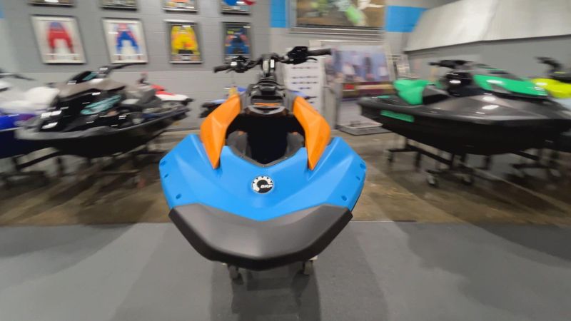 New 2026 Sea-Doo SPARK FOR 3 90 TRIXX (SOUND SYSTEM) Image 7
