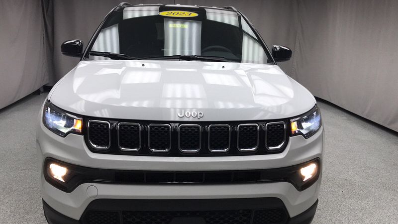 2023 Jeep Compass LimitedImage 28