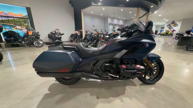 Used 2022 Honda GOLDWING DCT Image 4