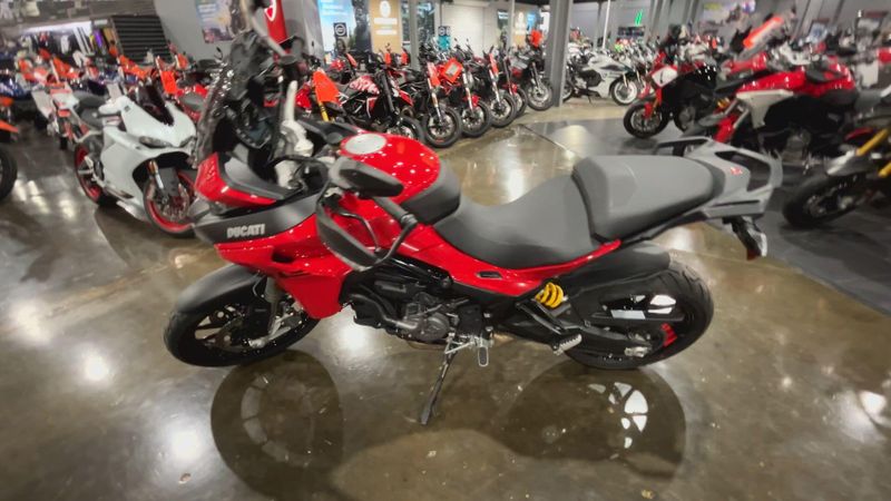 Used 2023 Ducati MULTISTRADA V2 S Image 5