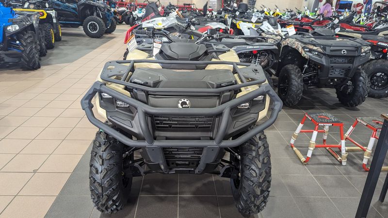 2024 Can-Am OUTLANDER PRO HUNTING EDITION HD7Image 6