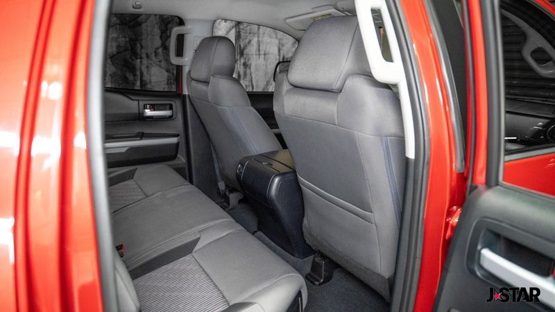 2017 Toyota Tundra SR5 photo 19