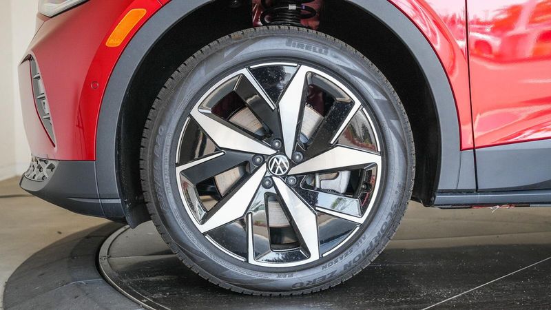 New 2025 Volkswagen ID.4 Pro SImage 10