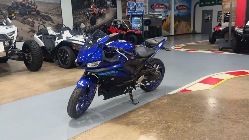Used 2024 Yamaha YZF-R3 ABS Image 4