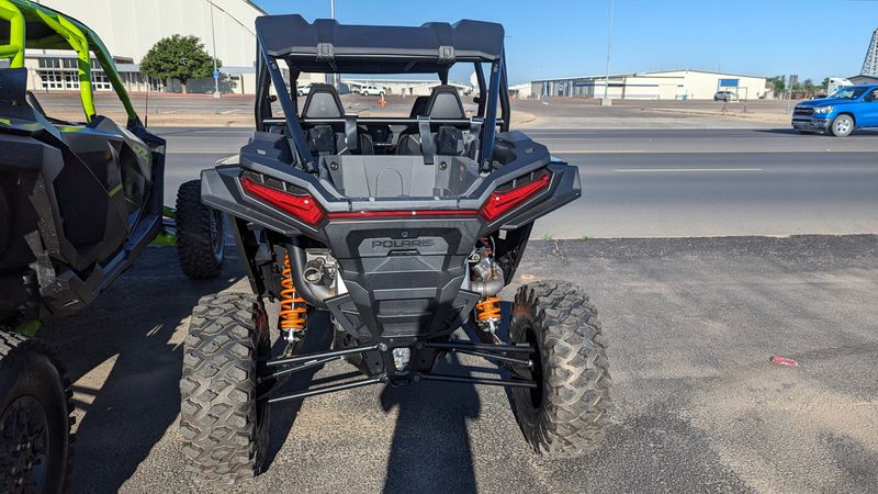 2024 Polaris RZR XP 4 1000 ULTIMATE MATTE TITANIUM AND ONYX BLACKImage 7