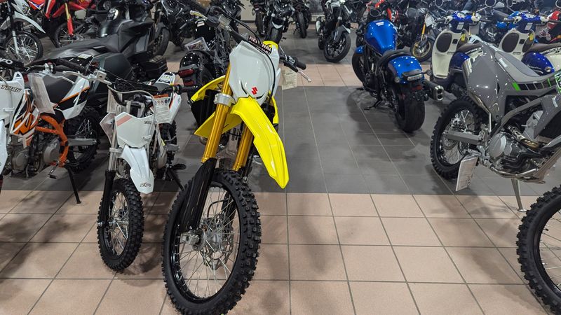 2025 Suzuki RMZ 450 Image 13