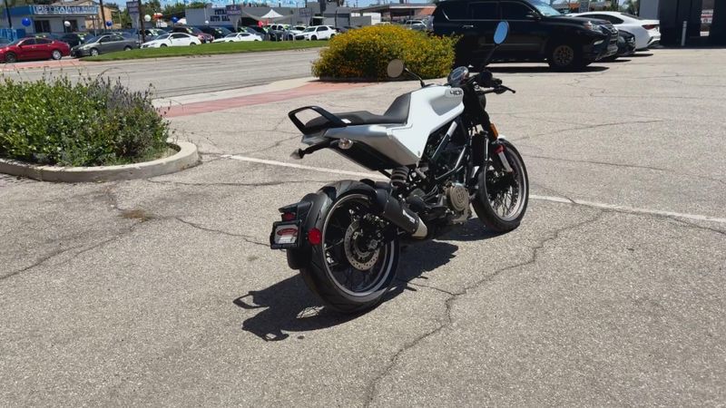 Used 2022 Husqvarna VITPILEN 401 Image 8