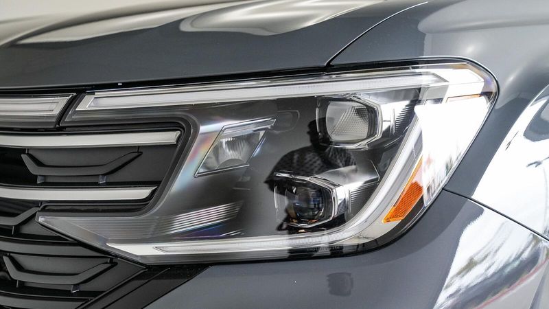 New 2025 Volkswagen Atlas 2.0T Peak EditionImage 7