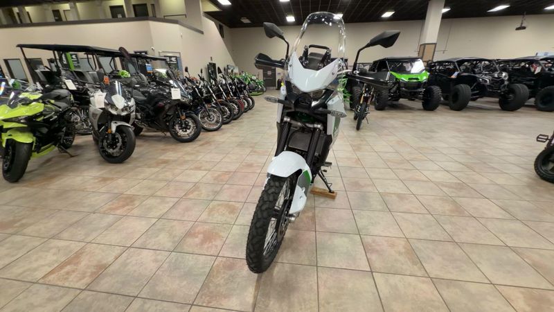 New 2026 Kawasaki KLE500 SE ABS Image 4