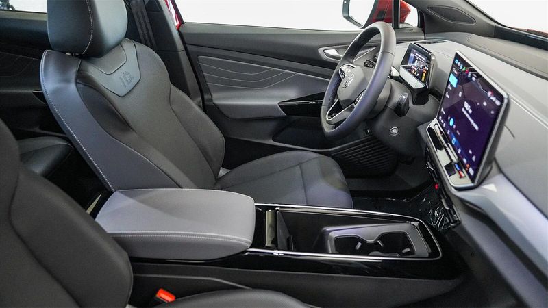 New 2025 Volkswagen ID.4 Pro SImage 17
