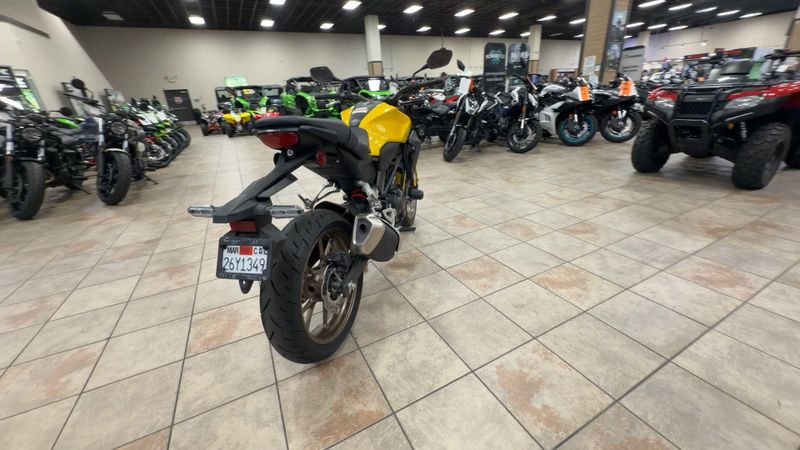 Used 2024 Honda CB300R ABS Image 8
