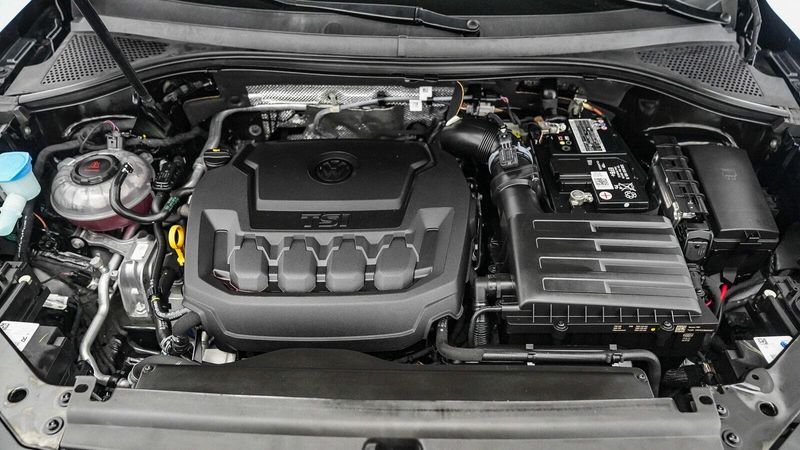 2022 Volkswagen Tiguan 2.0T SEImage 25