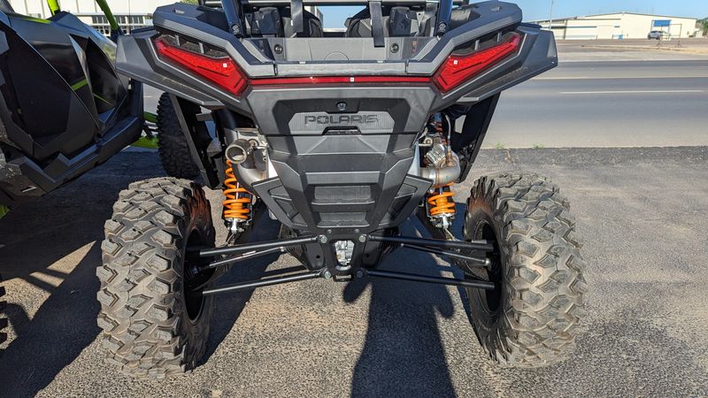 2024 Polaris RZR XP 4 1000 ULTIMATE MATTE TITANIUM AND ONYX BLACKImage 14