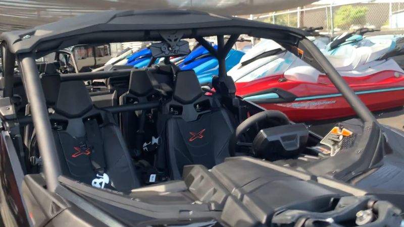 New 2025 Can-Am MAVERICK X3 MAX X RS TURBO RR SMART-SHOX Image 9