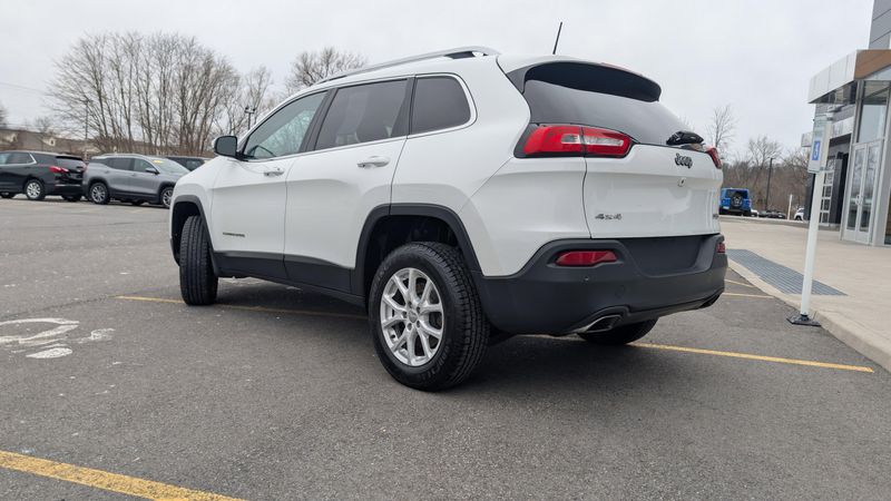 Used 2016 Jeep Cherokee LatitudeImage 7