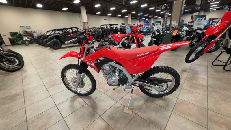 New 2027 Honda CRF125F BIG WHEEL Image 6
