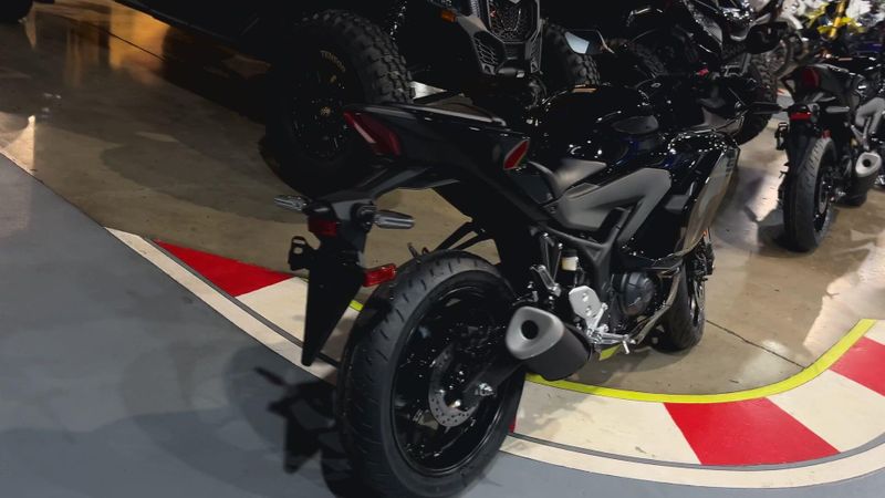 New 2026 Yamaha YZF-R3 ABS Image 4