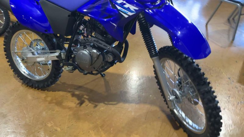 2025 Yamaha TT-R230 Image 9