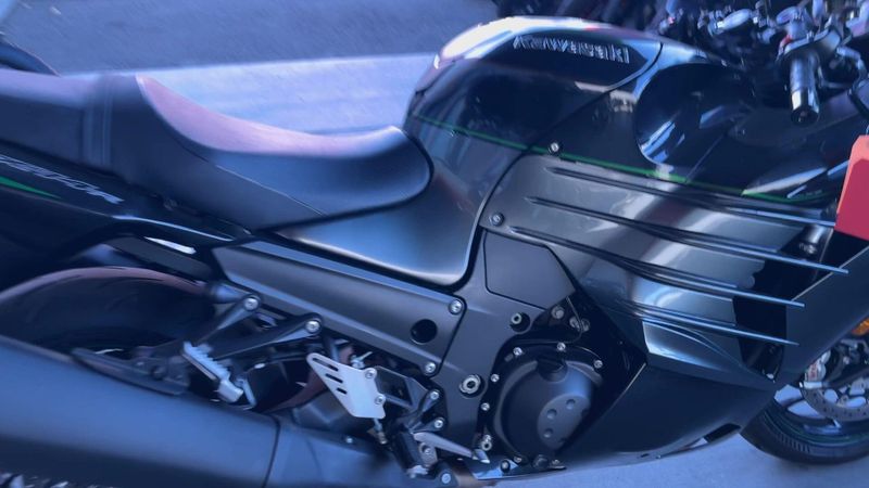 Used 2019 Kawasaki Ninja ZX-14R ABS Image 5