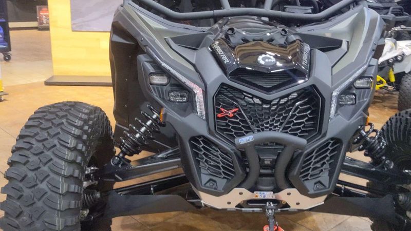 New 2027 Can-Am MAVERICK X3 MAX X RC TURBO RR Image 6