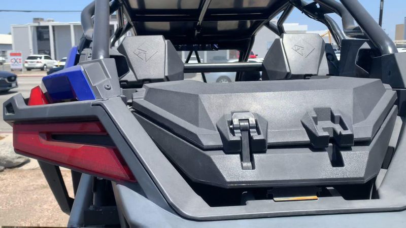 2022 Polaris RZR PRO R 4 PREMIUM Image 3