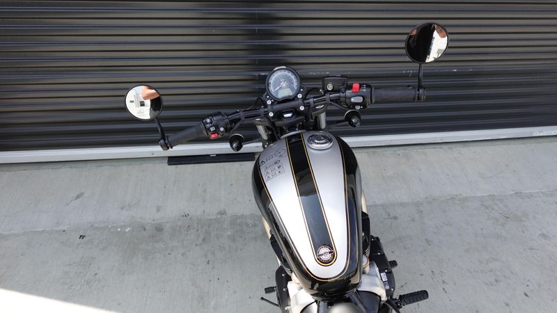 2025 Triumph Bonneville Bobber Euro 5a Base 