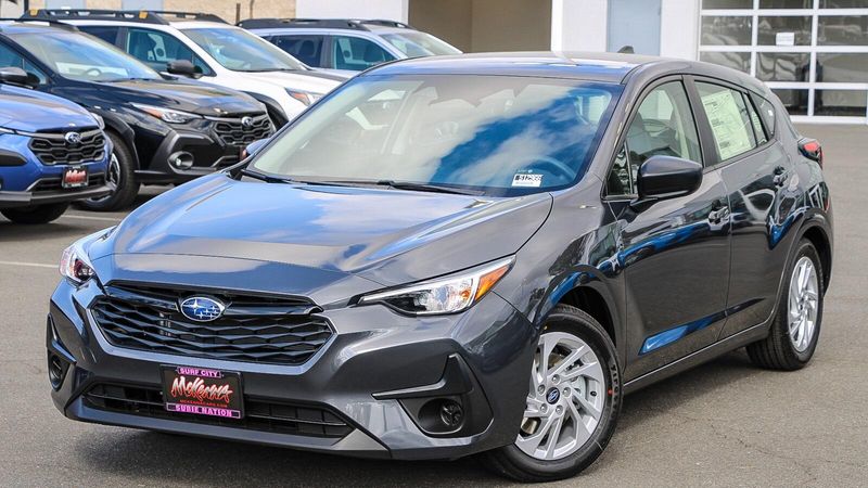 New 2025 Subaru Impreza BaseImage 1