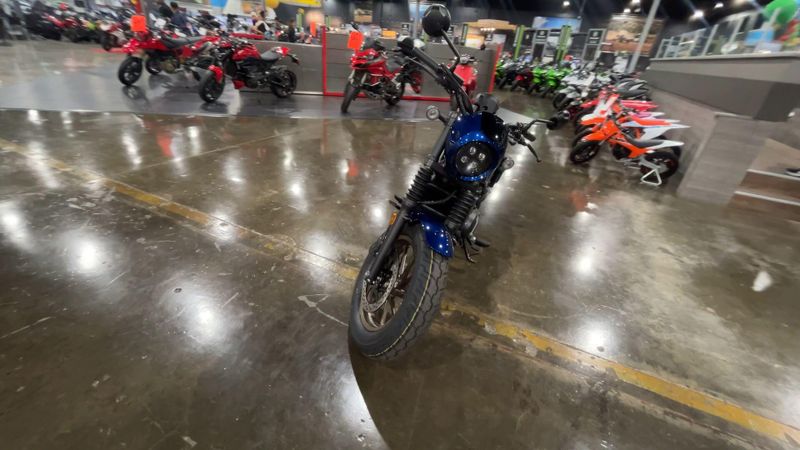 2025 Honda REBEL 500 ABS SE  in a PEARL BLUE exterior color. Del Amo Motorsports of Redondo Beach (424) 390-7811 delamomotorsports.com 