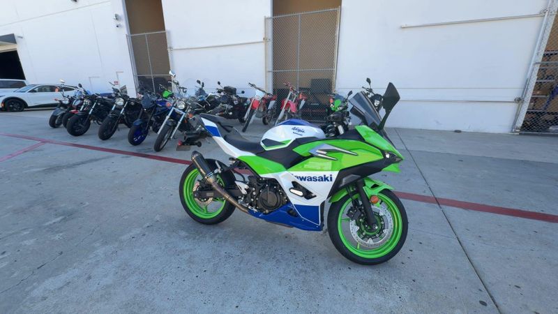 Used 2024 Kawasaki NINJA 500 KRT SE ABS Image 2