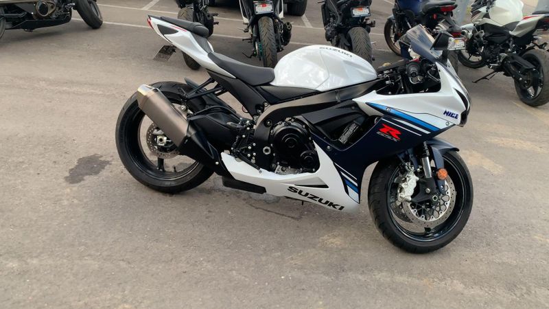 Used 2023 Suzuki GSX-R600 CA Image 2