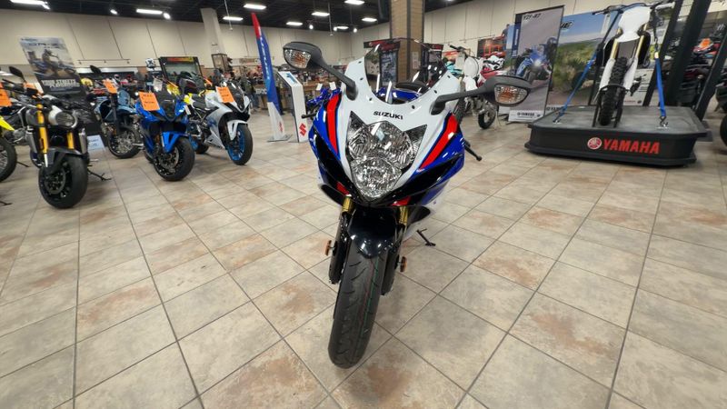 New 2026 Suzuki GSX-R750Z 40TH ANNIVERSARY EDITION Image 4