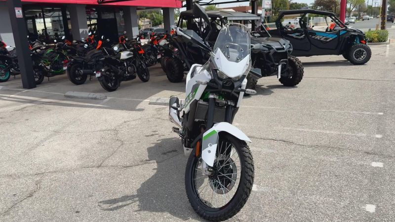 New 2026 Kawasaki KLE500 SE ABS Image 7