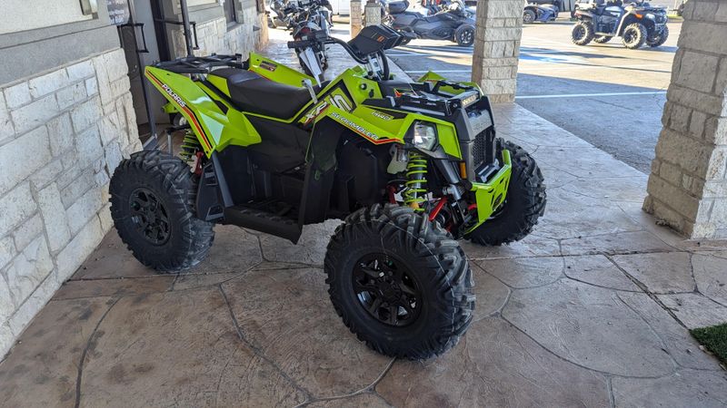 2024 Polaris SCRAMBLER XP 1000 S LIFTED LIMEImage 4