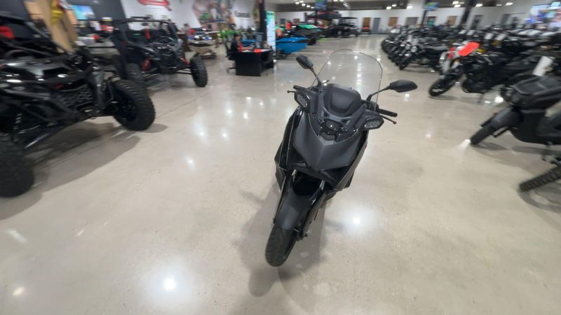 New 2026 Yamaha Xmax Image 7