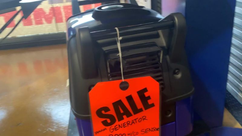 2021 Yamaha EF30ISEBZ  in a TEAM YAMAHA BLUE exterior color. Del Amo Motorsports of Long Beach (562) 362-3160 delamomotorsports.com 