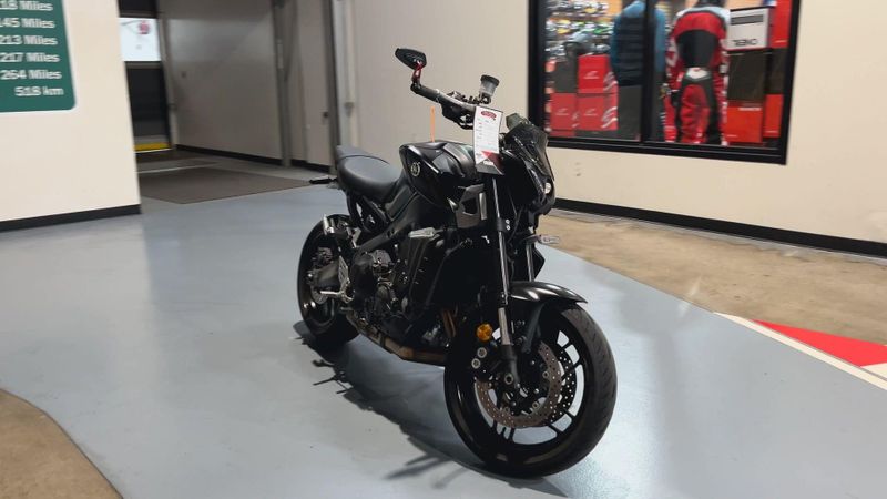 Used 2023 Yamaha MT-09 CA Image 6